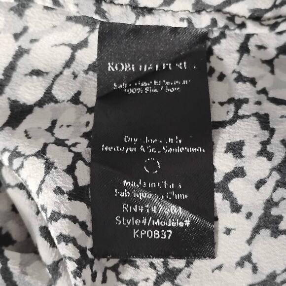 Kobi Halperin Silk Leopard Animal Print Button Up Top Blouse Gray Size Medium - Picture 7 of 7